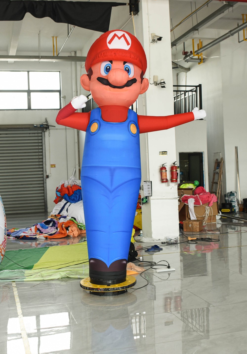 Şişme şişme dansçı - Üfleyici + LED ışıklı gökyüzü balonu hava adamı süper mario